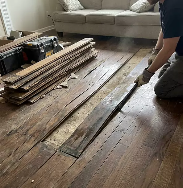 Why Hoschton Homeowners Choose Hoschton Restoration Pro for Water Damage Floor Repair?